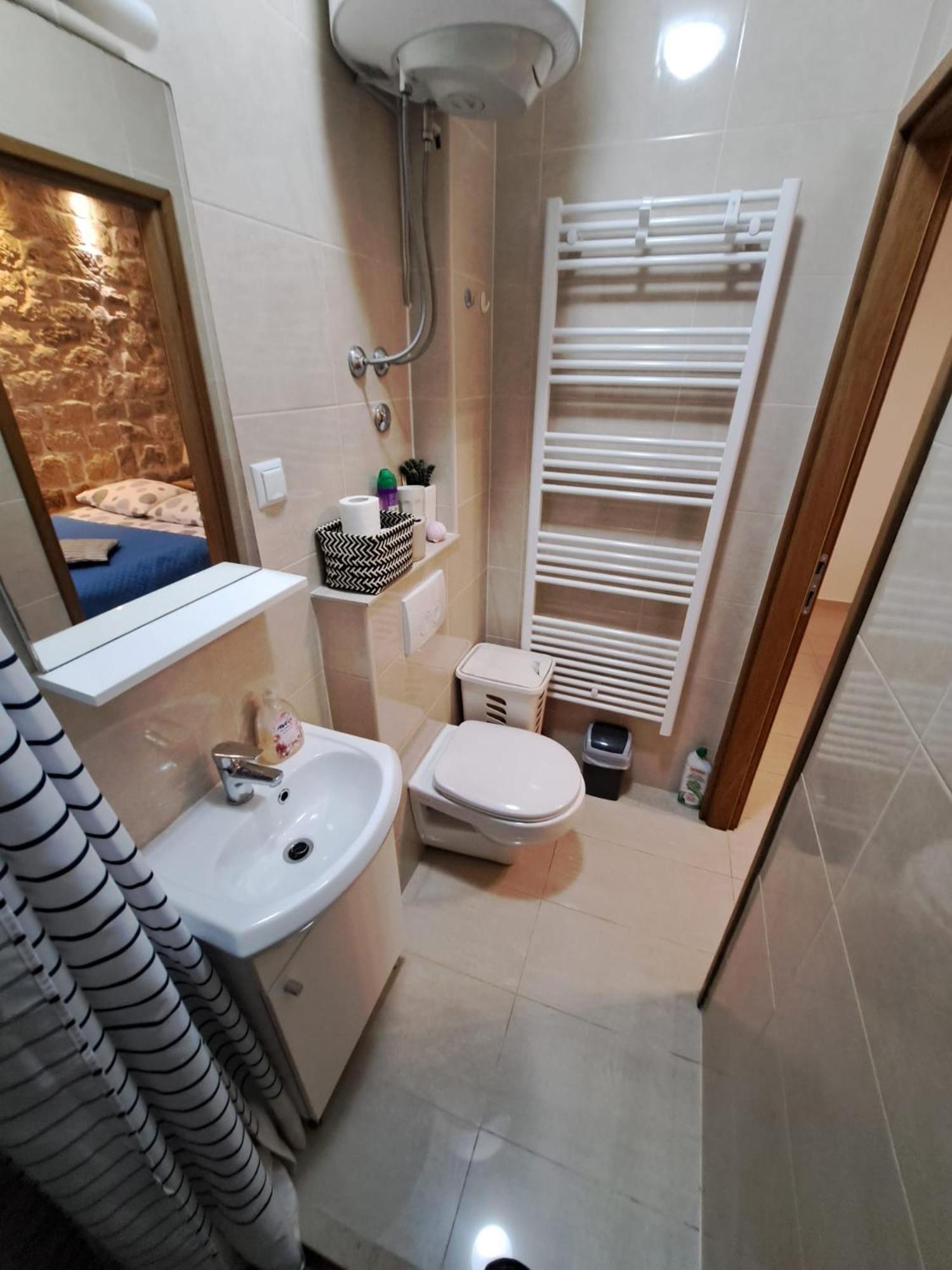 Studio Apartment Legcevic Kaštela Extérieur photo