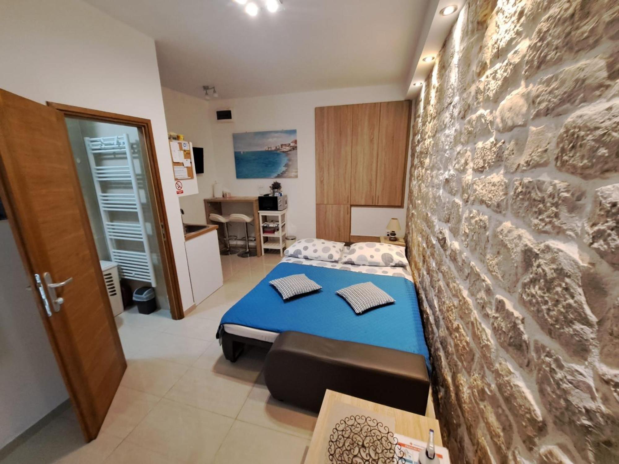 Studio Apartment Legcevic Kaštela Extérieur photo