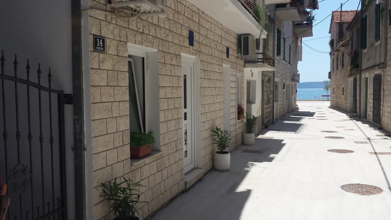 Studio Apartment Legcevic Kaštela Extérieur photo