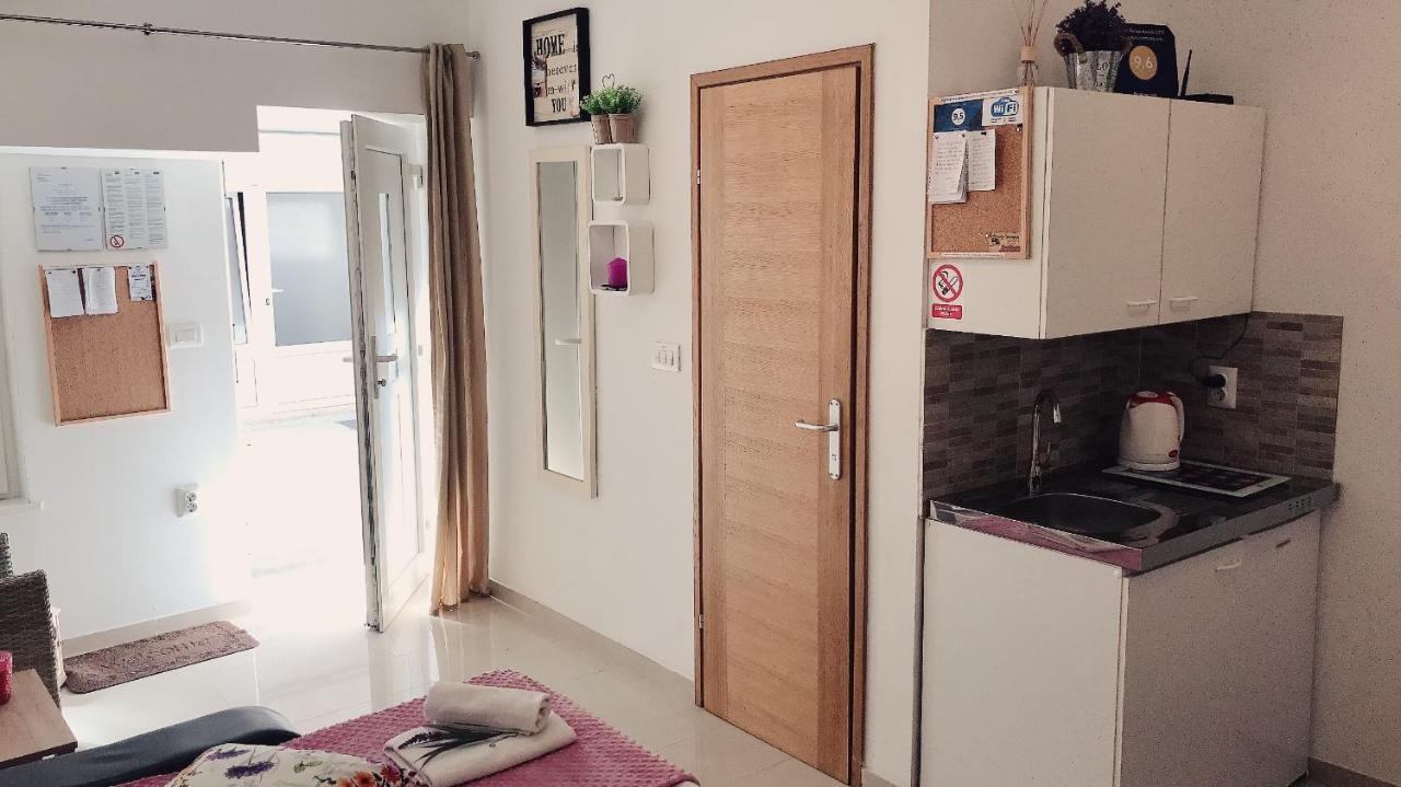 Studio Apartment Legcevic Kaštela Extérieur photo